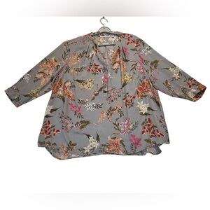 Violet & Claire Floral 3/4 SleevesTop Size 3X